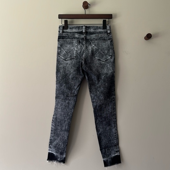 HUDSON JEANS NICO SUPER SKINNY BLACK ACID WASH SIZE 27 - Picture 5 of 9